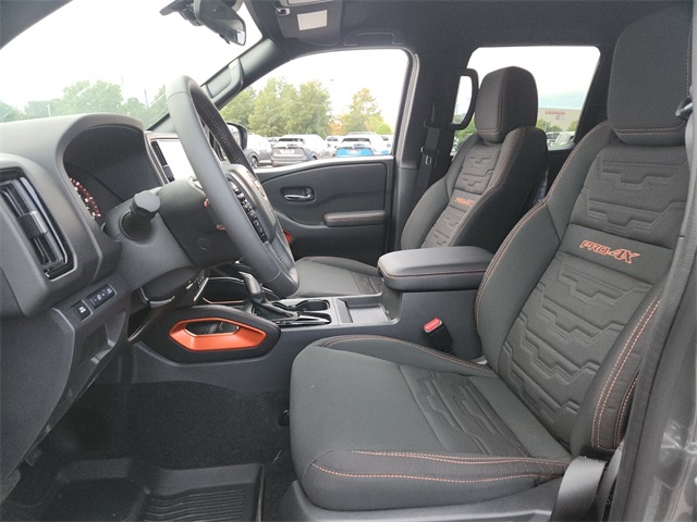 2025 Nissan Frontier Crew Cab PRO-4X photo 6