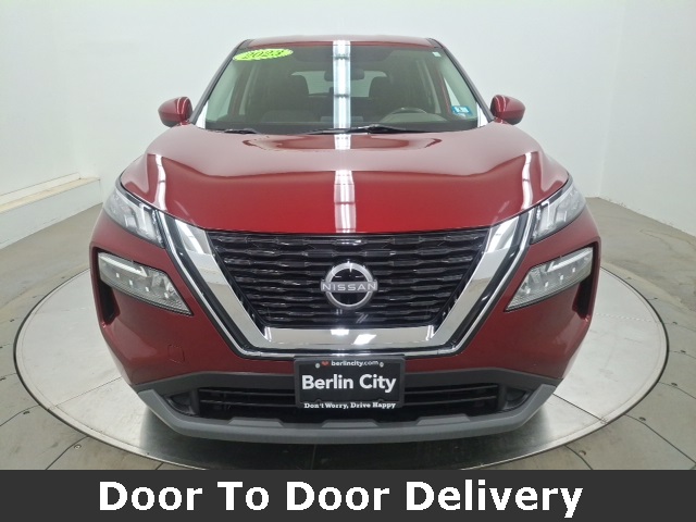 2023 Nissan Rogue SV photo 2