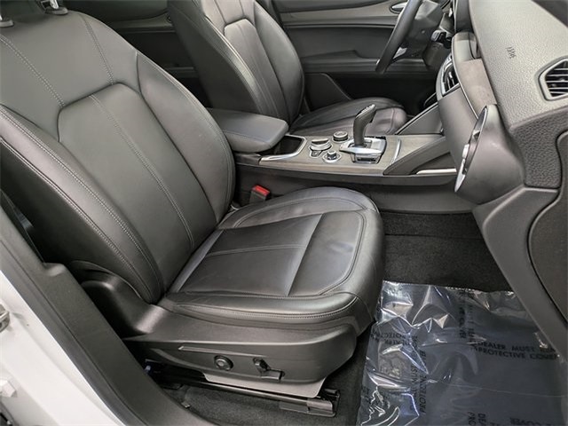 2022 Alfa Romeo Stelvio Ti photo 26