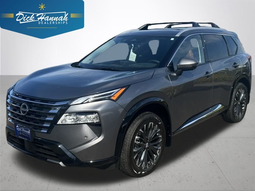 2026 Nissan Rogue Platinum's photo