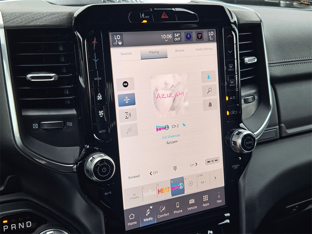 New 2025 Billet Silver Metallic Clear-Coat Exterior Paint RAM Laramie image 27