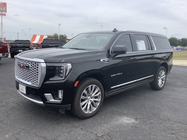 2022 Gmc Yukon XL Denali photo 3