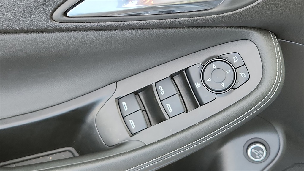 2025 Buick Encore GX Preferred photo 13