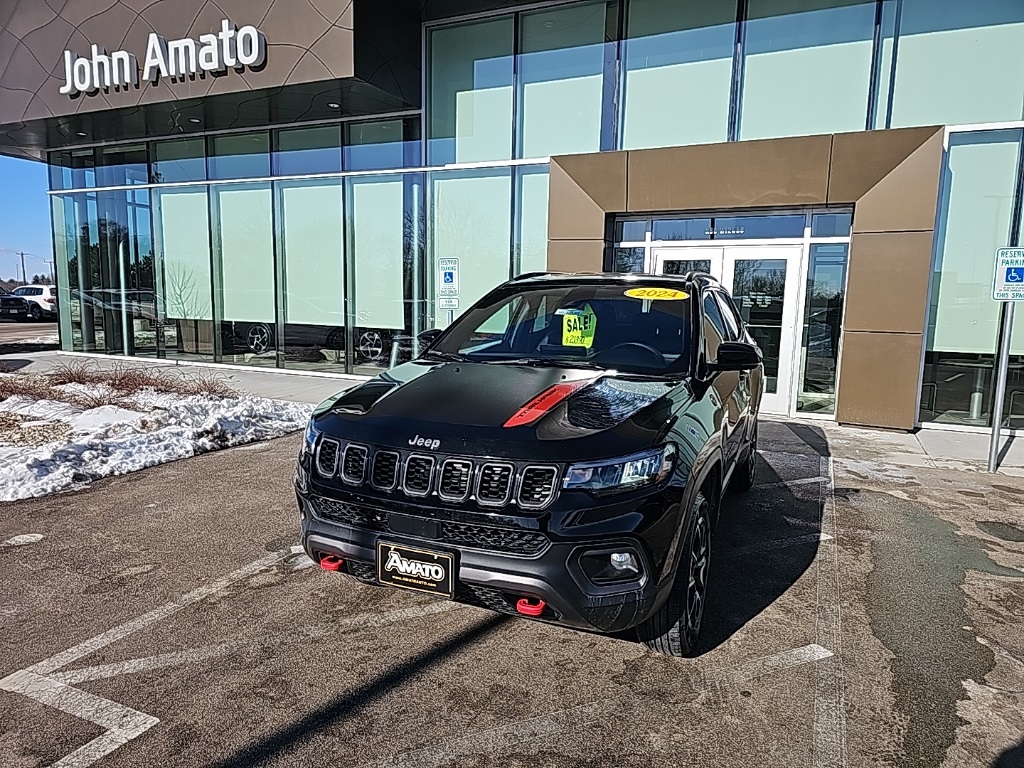 2024 Jeep Compass Trailhawk