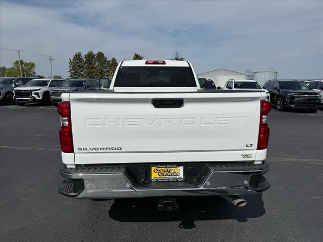2024 Chevrolet Silverado 2500HD LT photo 4
