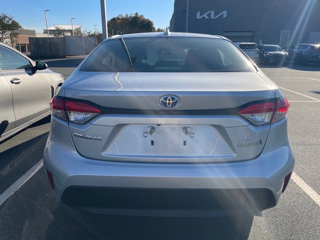 2023 Toyota Corolla LE photo 3
