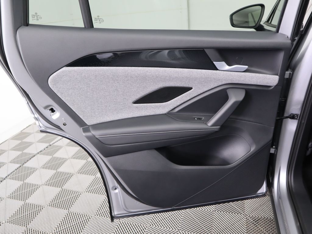 2025 Volkswagen Tiguan S photo 25