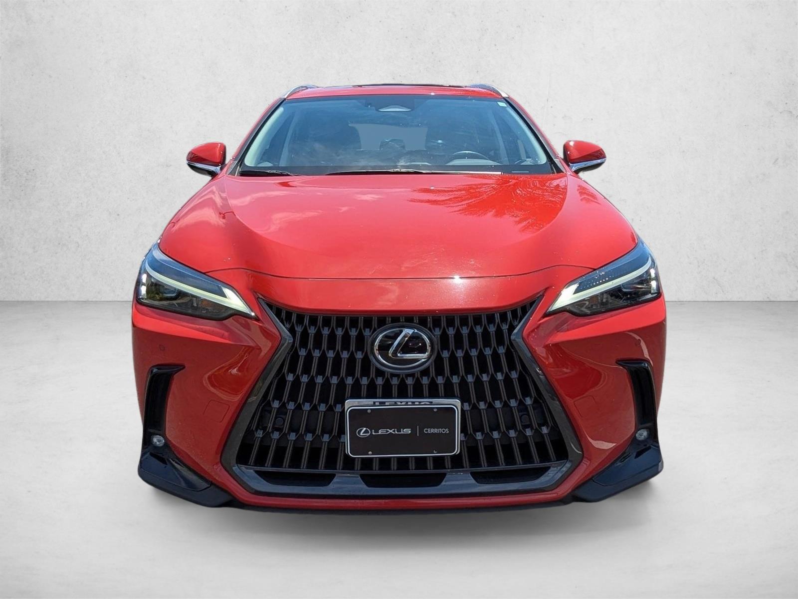 2022 Lexus NX 350h Premium photo 2