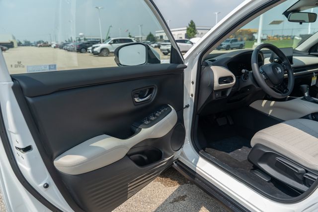 2026 Honda HR-V LX photo 19