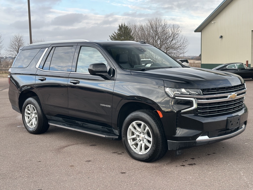 2023 Chevrolet Tahoe LT photo 4