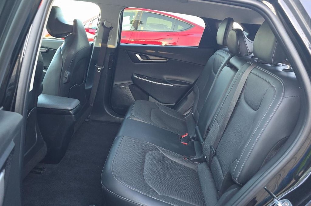 2022 Kia EV6 Wind photo 11
