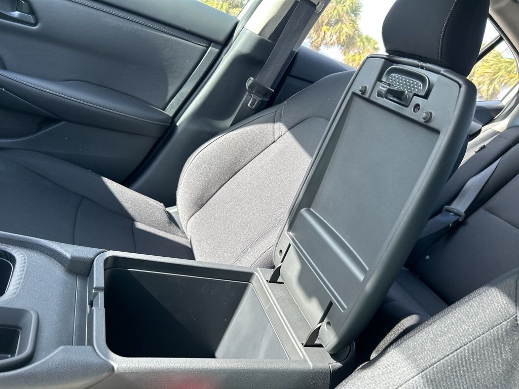 2025 Nissan Sentra S photo 30