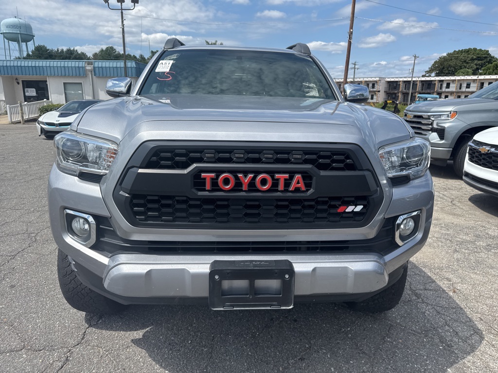 2016 Toyota Tacoma Limited photo 12