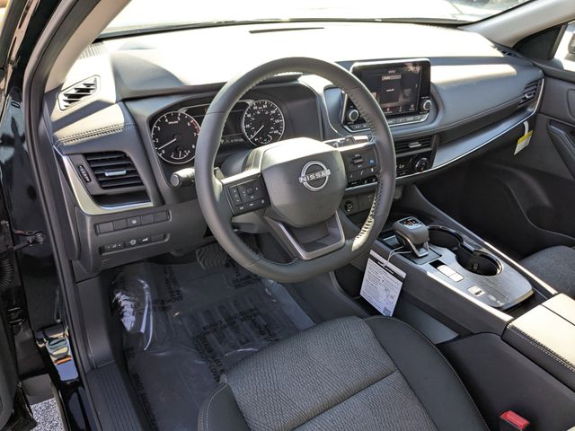 2026 Nissan Rogue SV photo 16