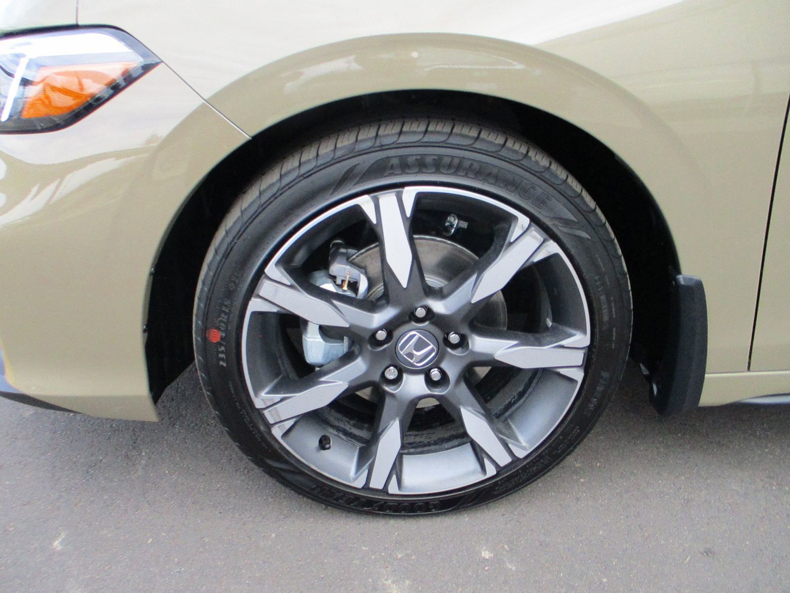2025 Honda Civic Hatchback Hybrid Sport Touring photo 34
