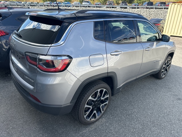 2018 Jeep Compass Limited photo 3