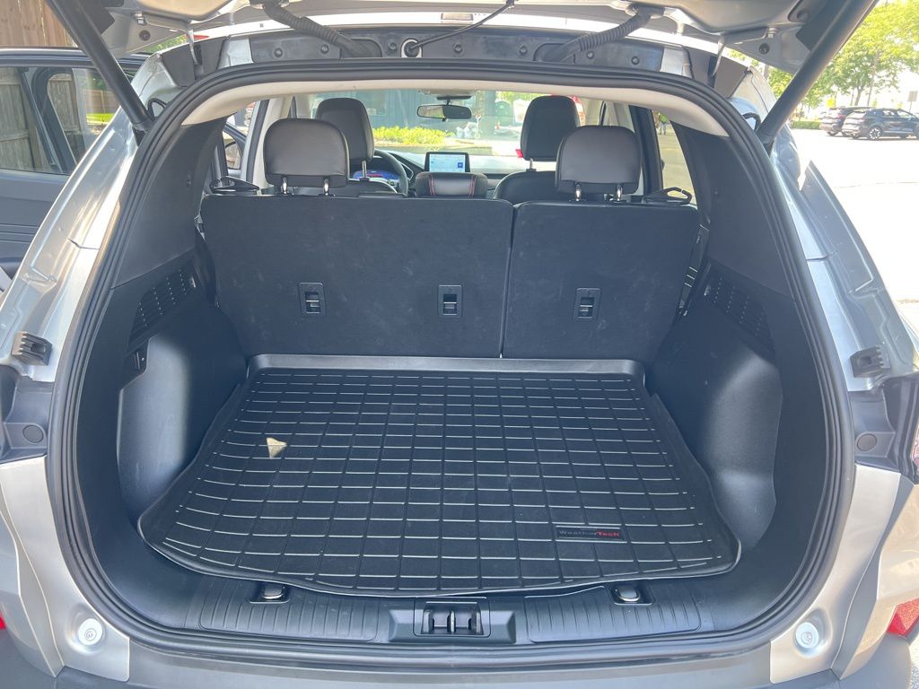 2022 Ford Escape SEL photo 11