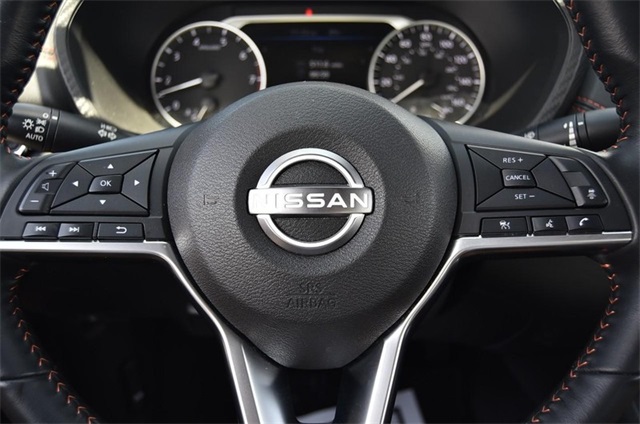 2024 Nissan Sentra SR photo 16