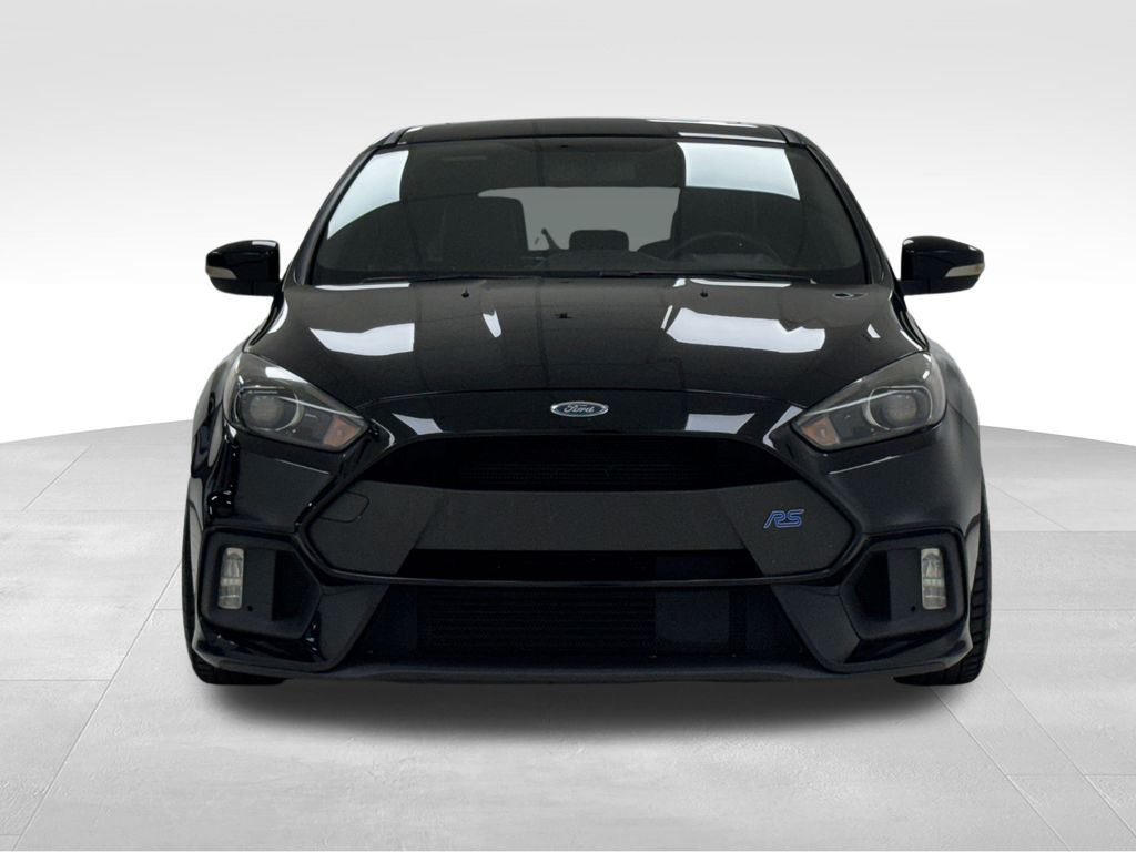 2017 Ford Focus RS photo 2