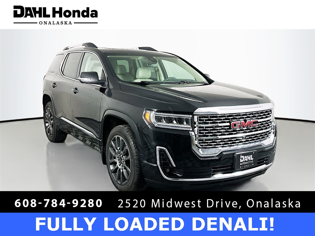 2023 GMC Acadia Denali's photo