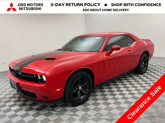 2019 Dodge Challenger SXT's photo