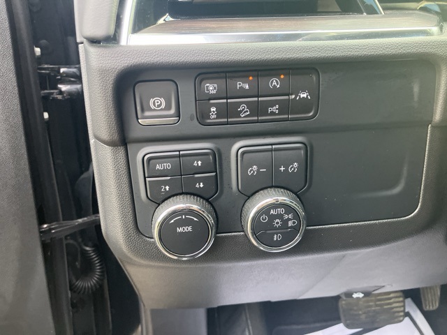2025 Chevrolet Tahoe Z71 photo 33