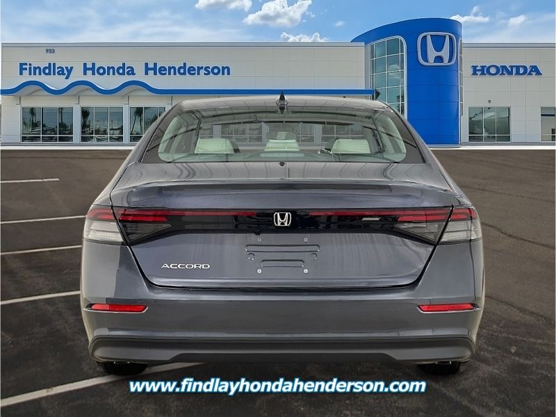 2025 Honda Accord LX photo 3