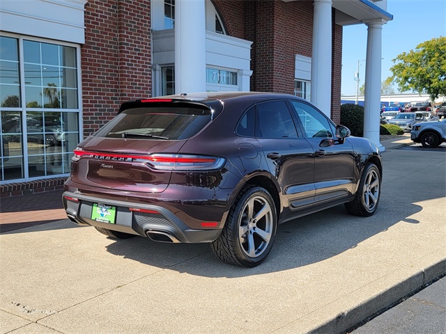 2023 Porsche Macan T photo 5