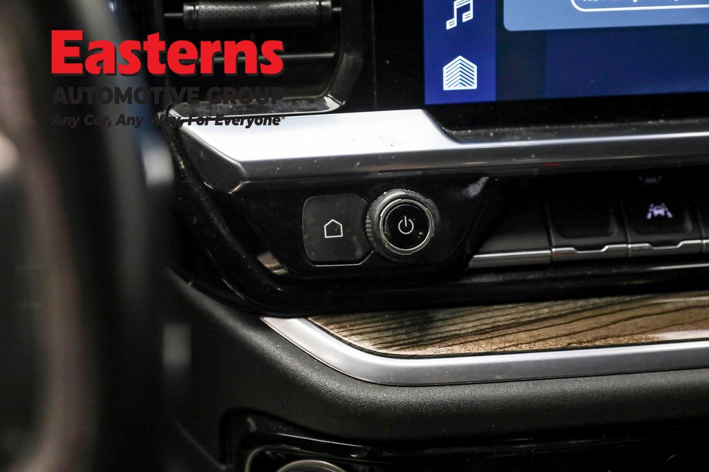 2023 Chevrolet Silverado 1500 RST photo 17
