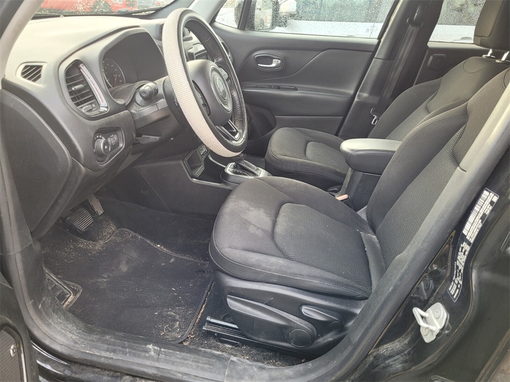 2018 Jeep Renegade Latitude North Edition photo 2