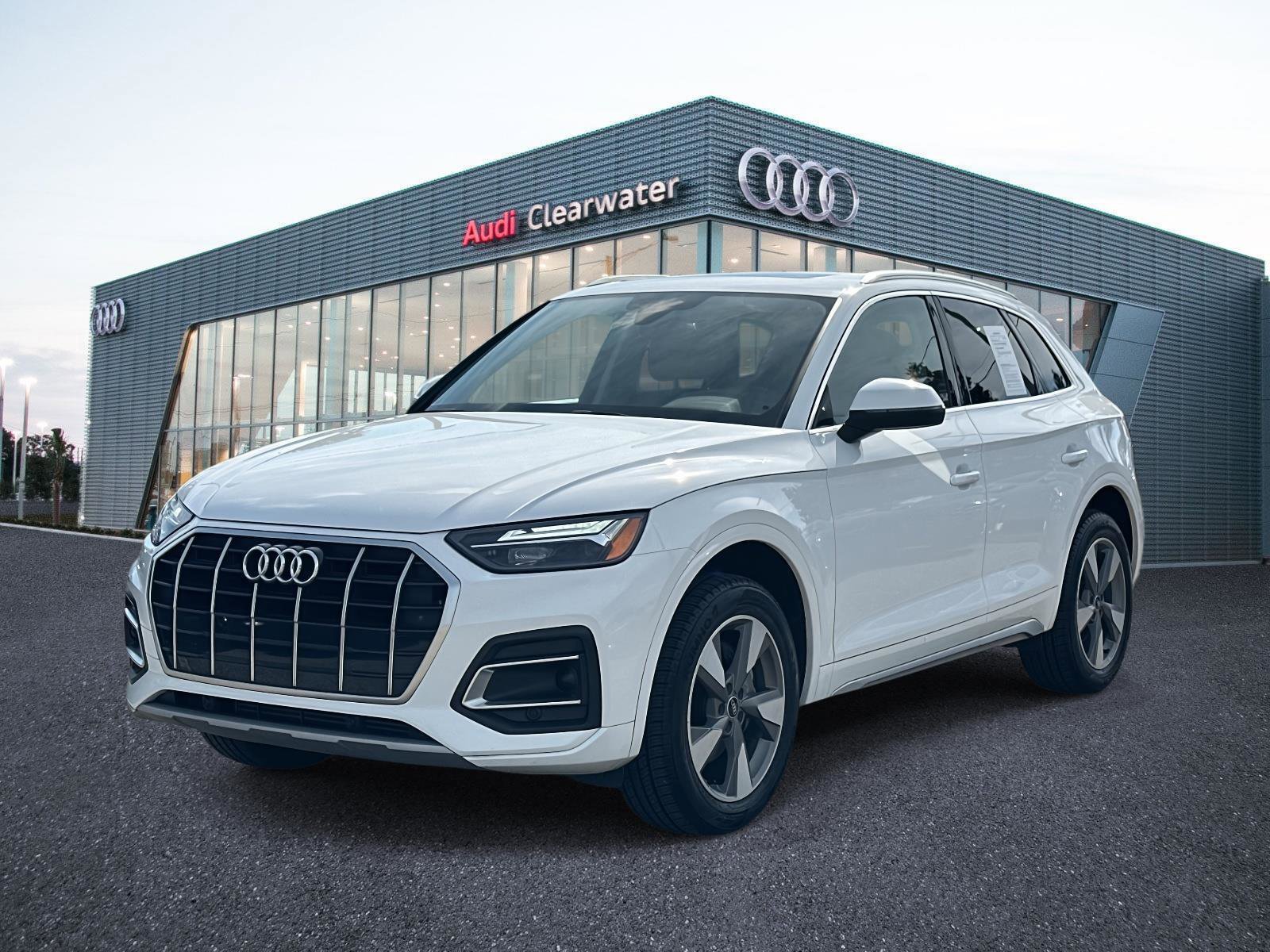 2022 Audi Q5 Premium's photo
