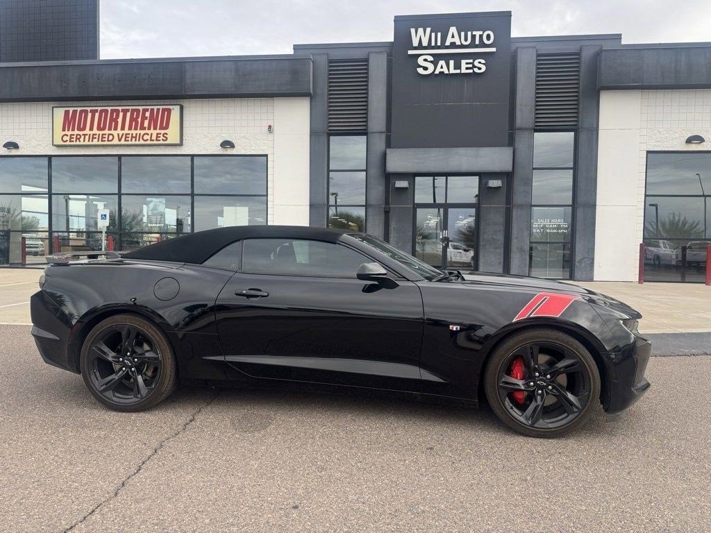 2024 Chevrolet Camaro 2LT 3LT photo 3