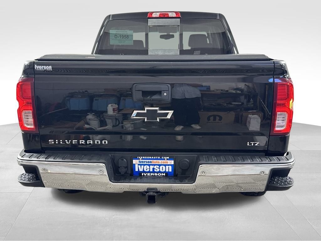 2016 Chevrolet Silverado 1500 LTZ photo 3
