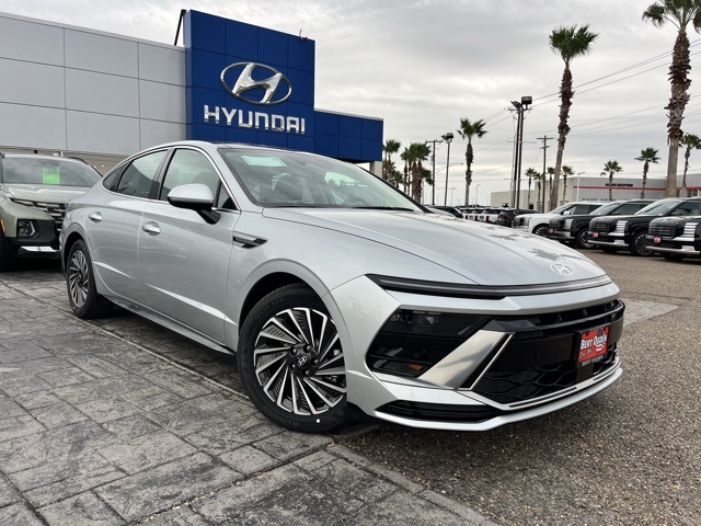 2026 Hyundai Sonata Hybrid SEL's photo
