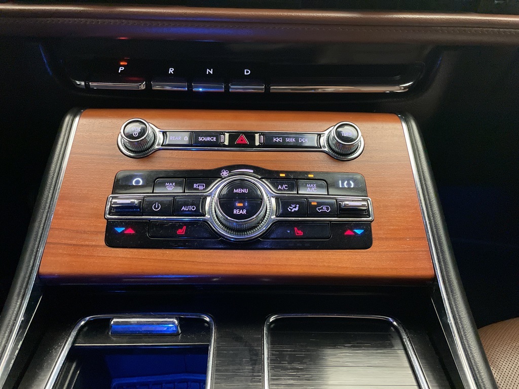 2020 Lincoln Aviator Reserve photo 12