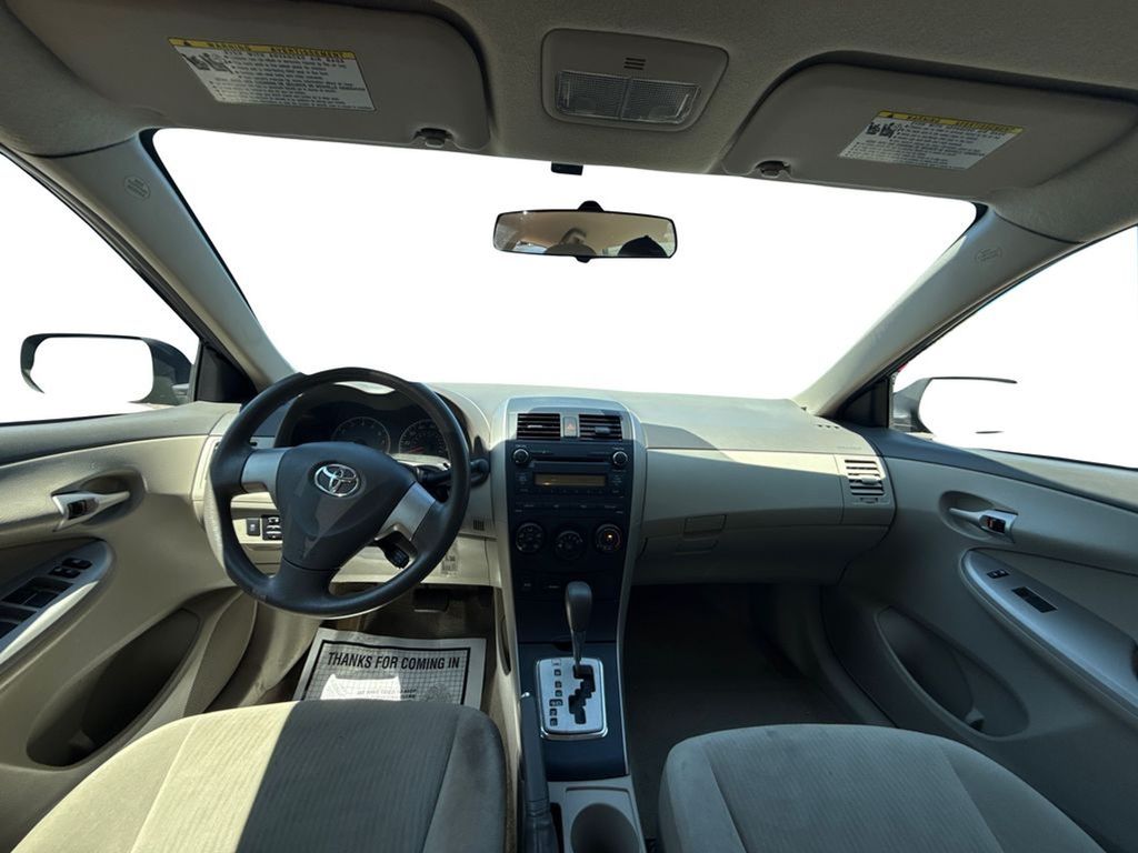 2010 Toyota Corolla Base photo 15