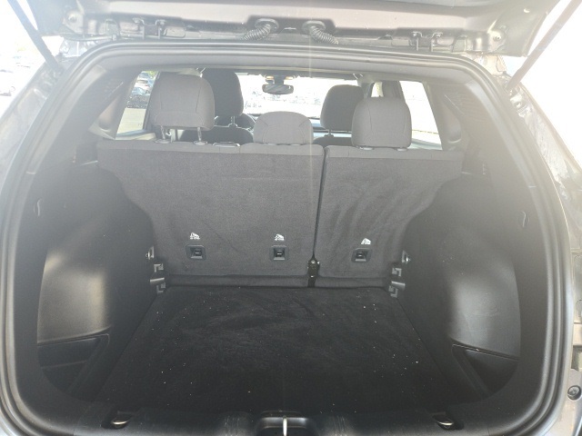 2024 Jeep Compass Sport photo 10