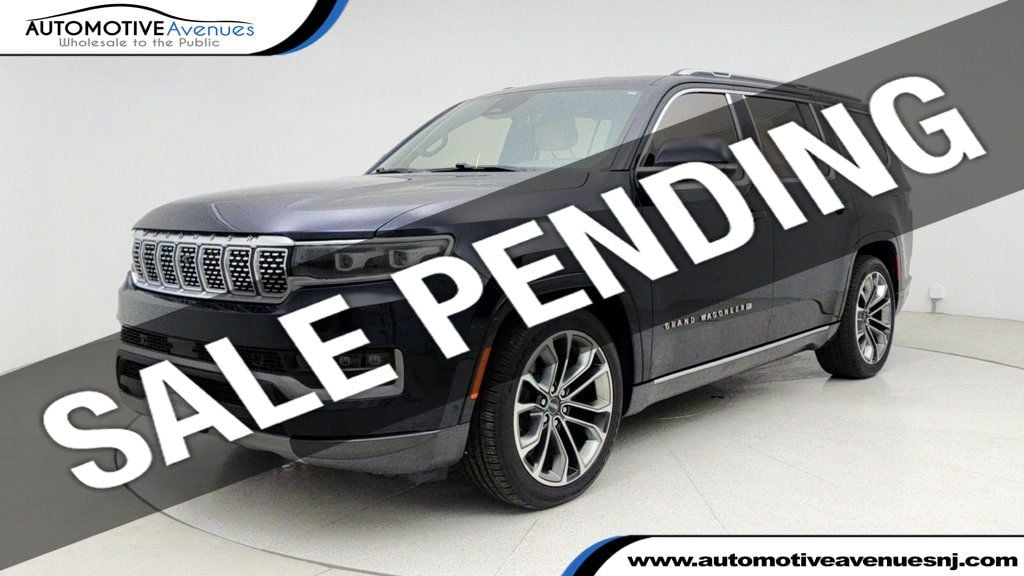 2022 Jeep Grand Wagoneer Series III's photo