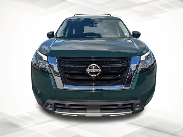 2023 Nissan Pathfinder Platinum photo 8
