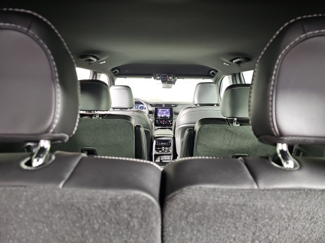 2025 Jeep Grand Cherokee Altitude photo 26