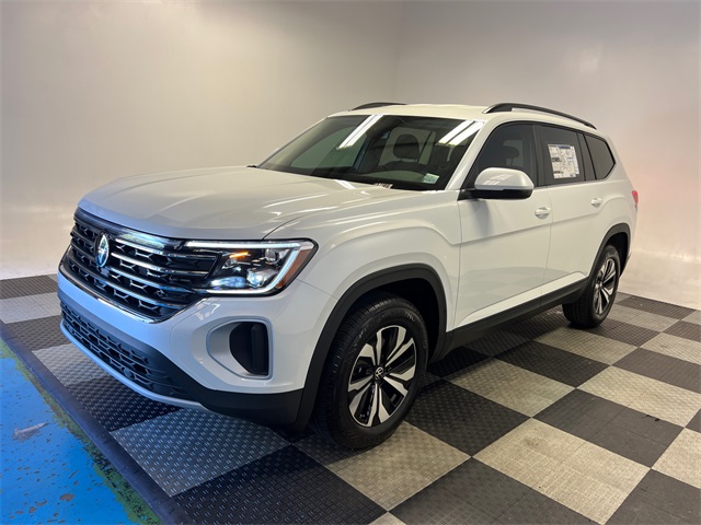 2026 Volkswagen Atlas SE photo 3
