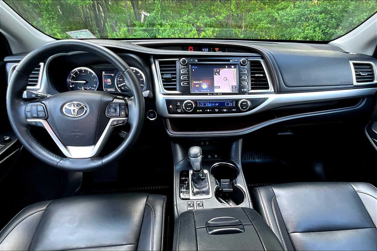 2019 Toyota Highlander XLE photo 14