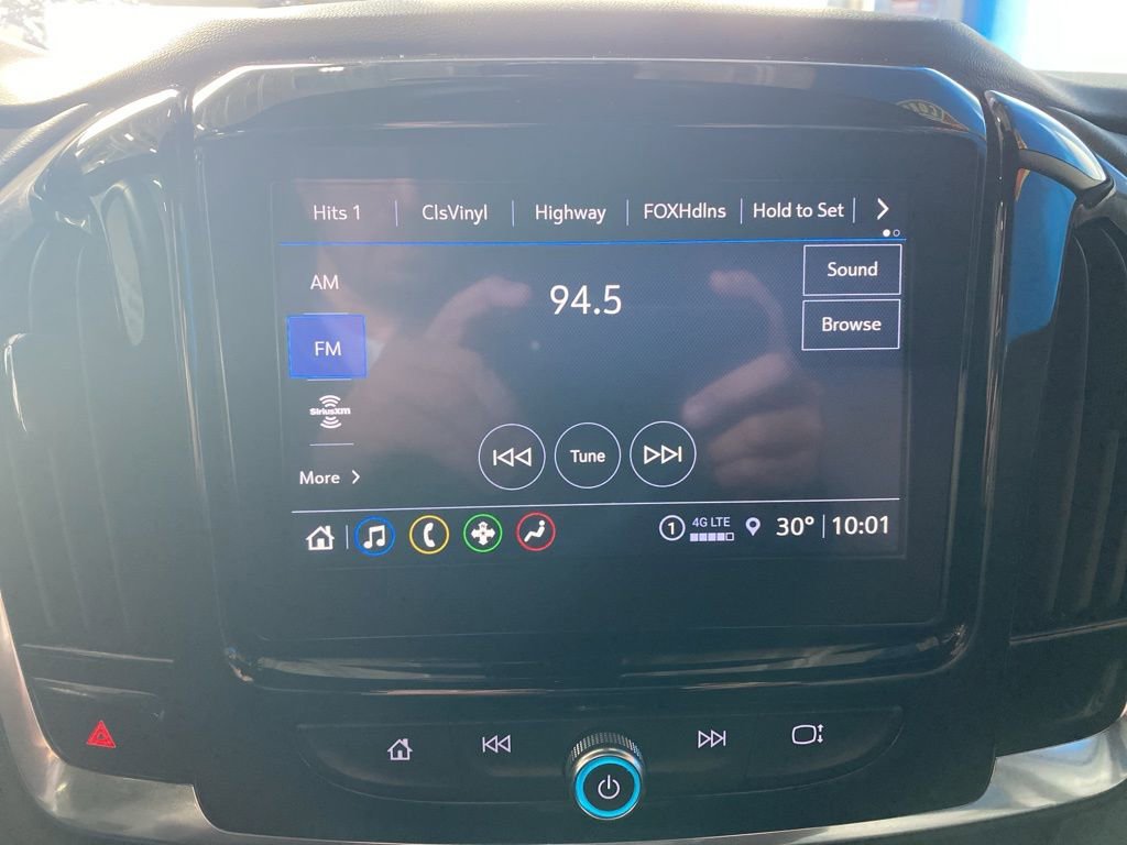 Used 2023 Chevrolet Traverse 1LT with VIN 1GNEVGKW6PJ175995 for sale in Monticello, Minnesota