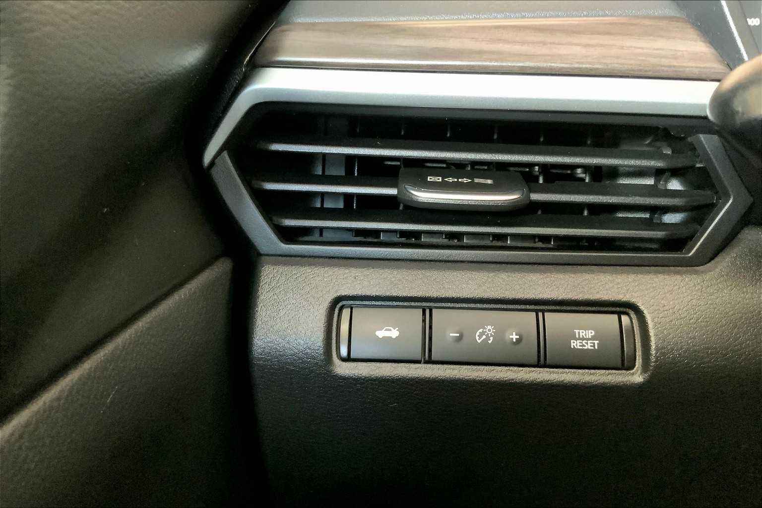 2023 Nissan Altima 2.5 SV photo 30