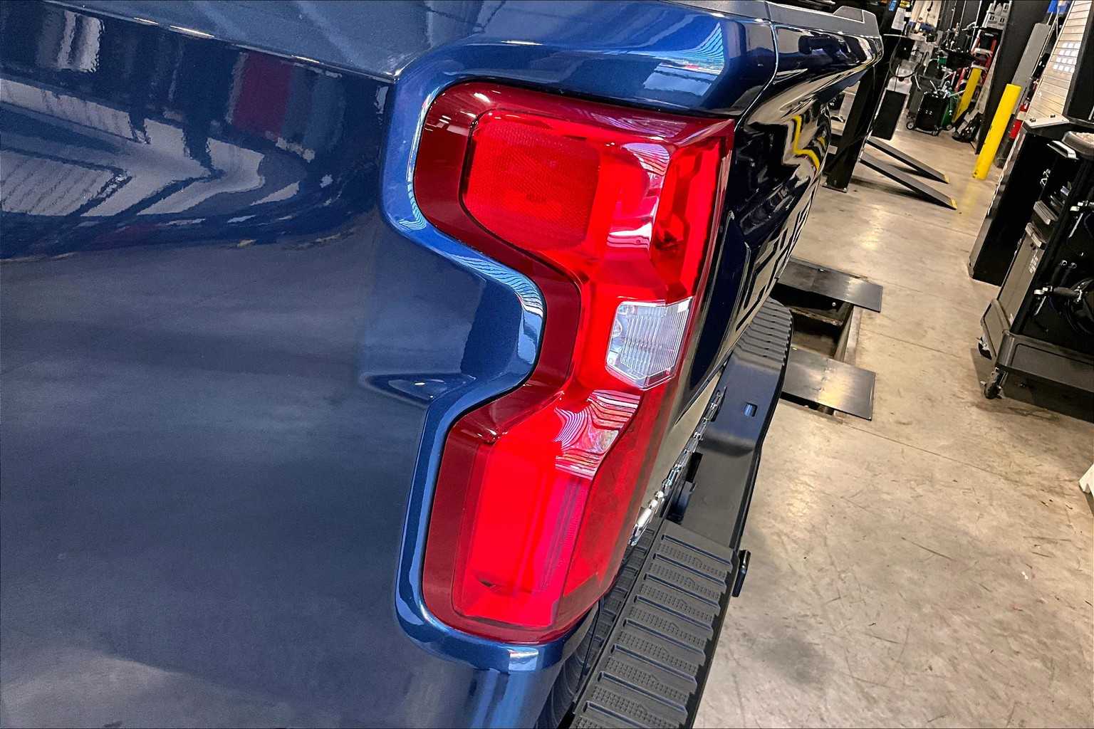 2022 Chevrolet Silverado 1500 RST photo 32