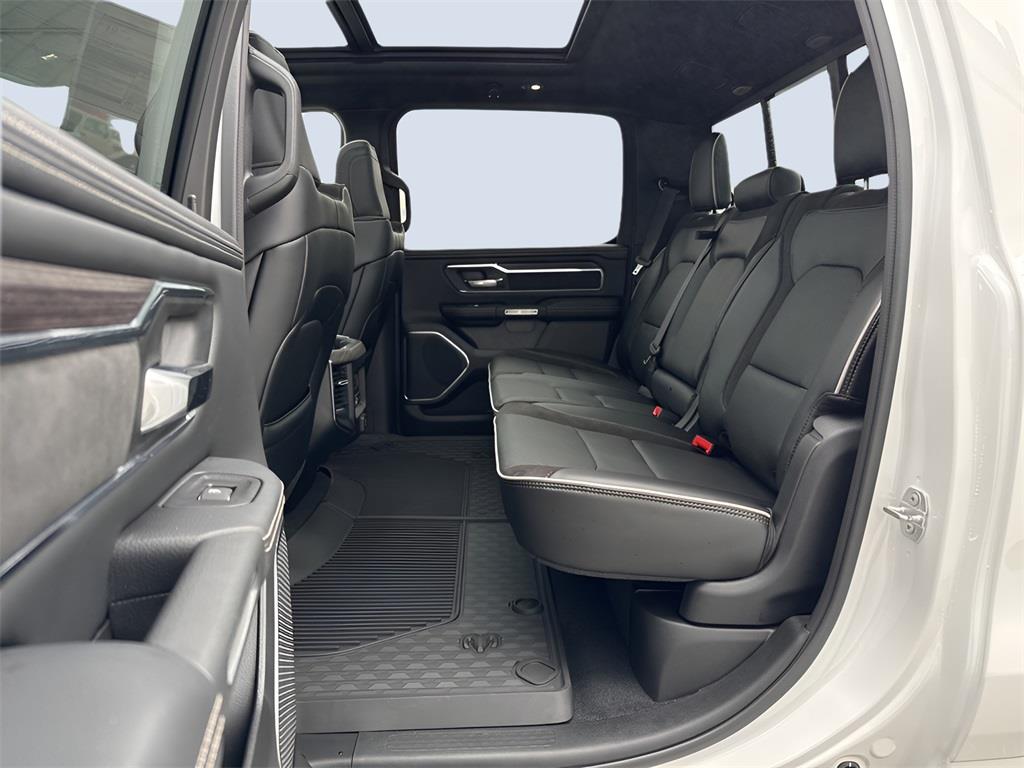 2025 Ram 1500 Laramie photo 19