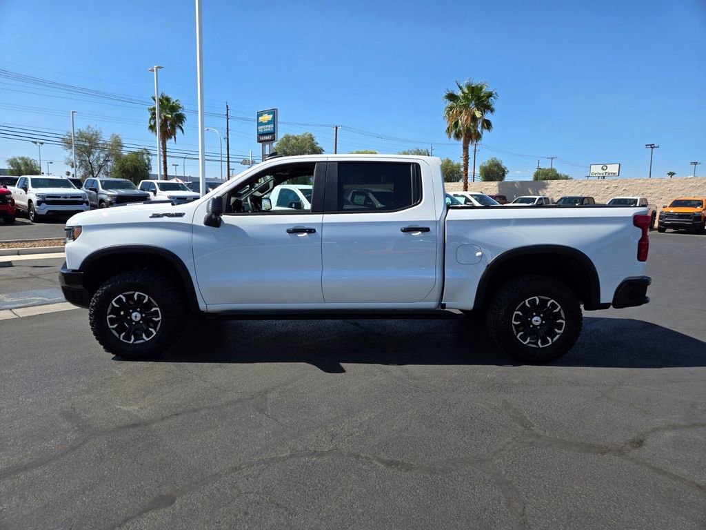 2025 Chevrolet Silverado 1500 ZR2 photo 3