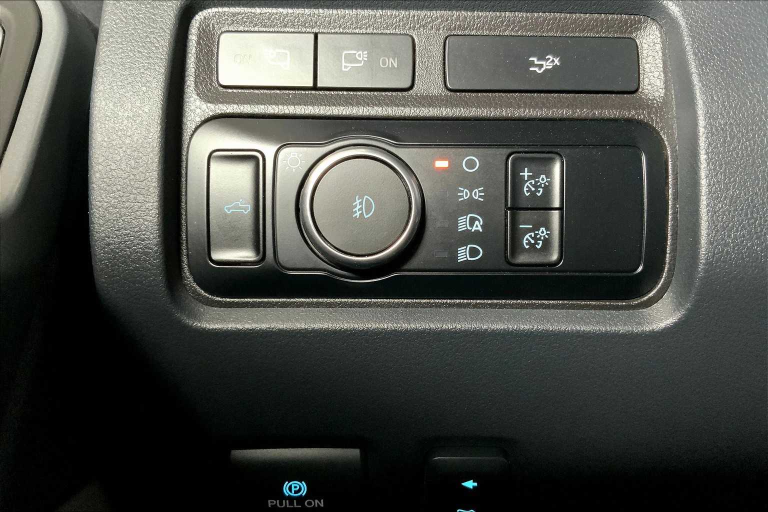 2024 Ford F-250 Lariat photo 28