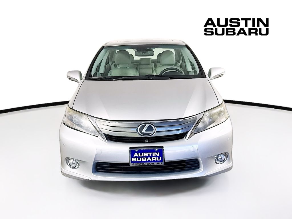 2010 Lexus HS 250h photo 2
