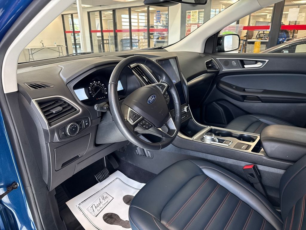 2024 Ford Edge SEL photo 7
